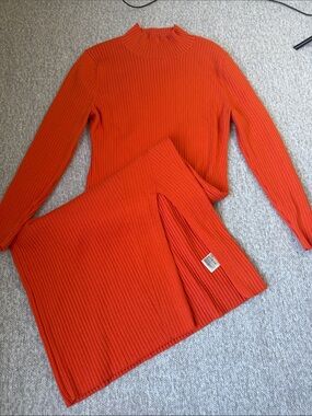 H&M Ribbed Mock Neck Sweater in Bright Orange Size L